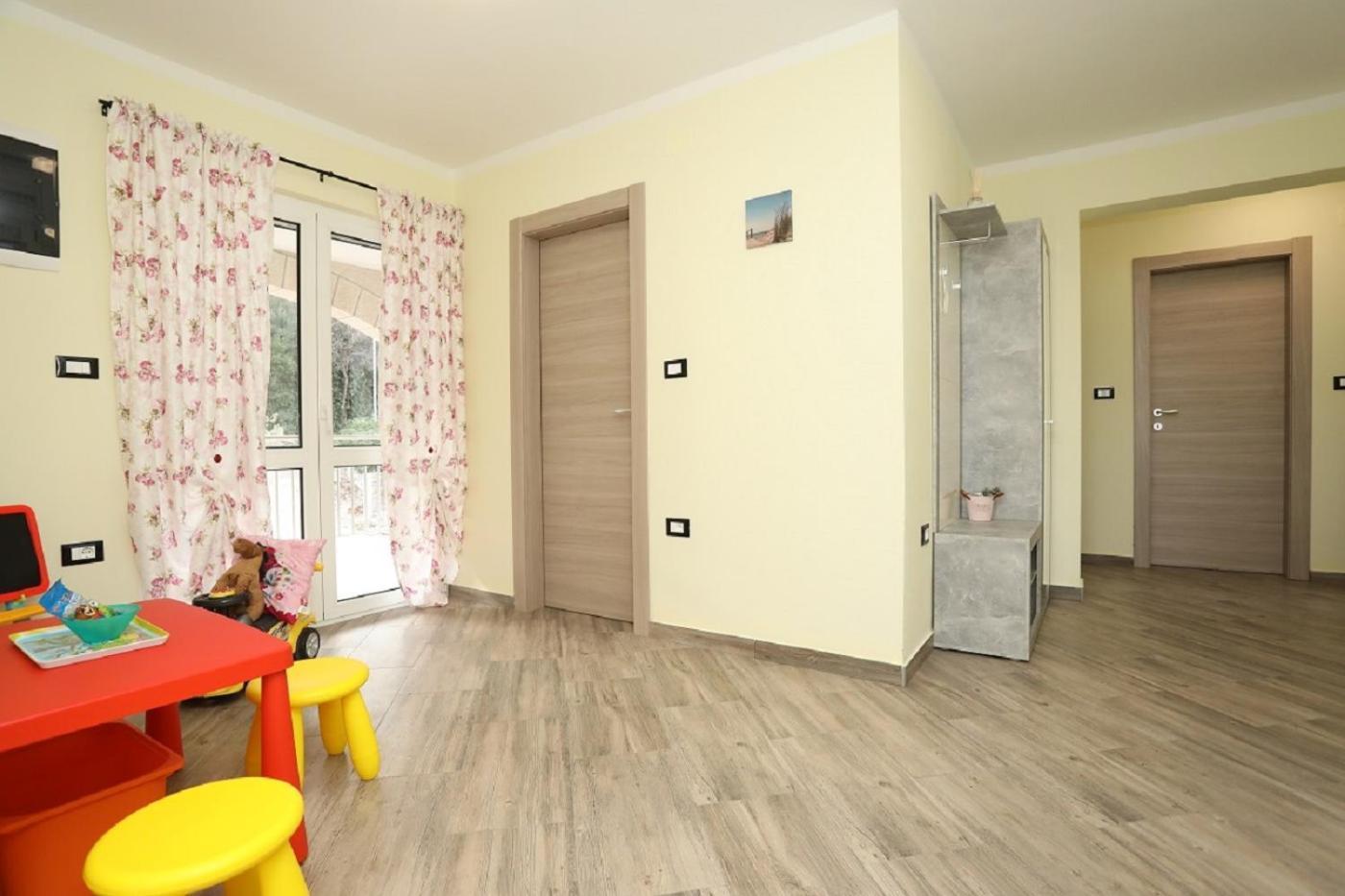 Victory Ravni Apartment Room photo